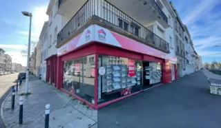 LOCATION - Local commercial - Lorient - 85m² - LOCAL-COMMERCIAL (4751-63)