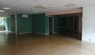  BUREAUX / COMMERCE VANNES 440 m²