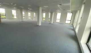  BUREAUX 201 m² SAINT-HERBLAIN