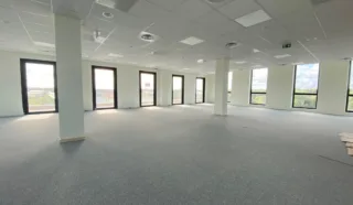  BUREAUX 201 m² SAINT-HERBLAIN