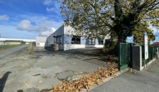  BUREAUX 150 m² QUEVERT