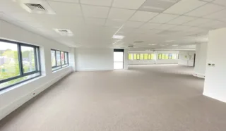  BUREAUX  360 m² BREST