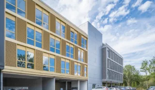  BUREAUX 2570 m² NANTES