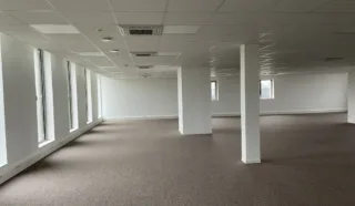  BUREAUX 375 m² RENNES