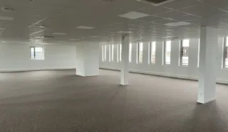 BUREAUX 375 m² RENNES