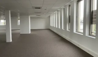  BUREAUX 375 m² RENNES