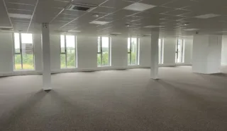  BUREAUX 375 m² RENNES