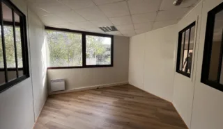  BUREAUX 151 m² RENNES