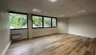  BUREAUX 151 m² RENNES