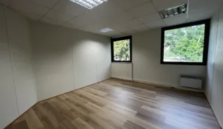  BUREAUX 151 m² RENNES