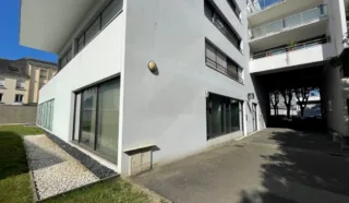  BUREAUX LOCAUX PROFESSIONNELS 105 m² LORIENT