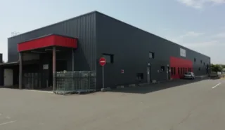  LOCAL ACTIVITES 1 160 M² SAINT NAZAIRE