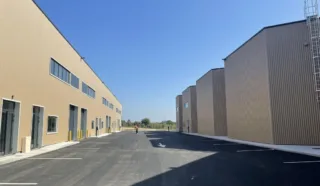  CELLULE D'ACTIVITÉS 260 m² CARQUEFOU