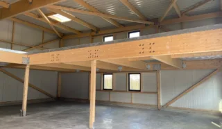  CELLULE D'ACTIVITES 274 m² SAINT-GILLES