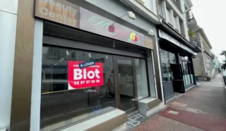  À ALOUER  LOCAL COMMERCIAL 80 m² LORIENT