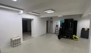  LOCAUX D'ACTIVITÉS 120 m² NANTES