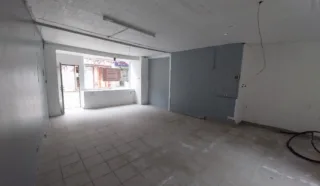  LOCAL COMMERCIAL 30 m² PONTIVY