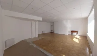  LOCAL COMMERCIAL 80 M² PONTIVY