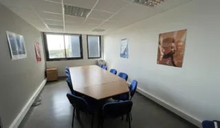  BUREAUX 150 m² LANESTER
