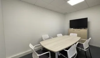  LOCAUX D'ACTIVITES 305 m² CARQUEFOU