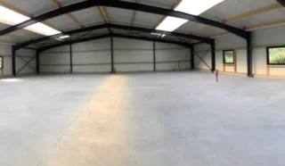  LOCAL D'ACTIVITÉS 400 m² TREMEREUC