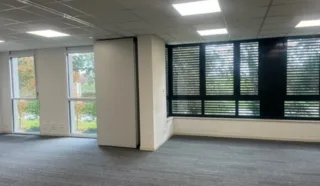  BUREAUX VANNES OUEST PLESCOP 60 m²