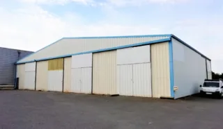  LOCAUX D'ACTIVITES  590 m² PLOUDANIEL