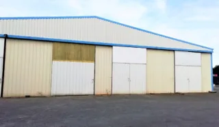  LOCAUX D'ACTIVITES  590 m² PLOUDANIEL