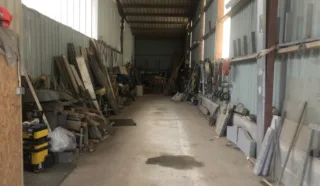  LOCAUX D'ACTIVITES  590 m² PLOUDANIEL