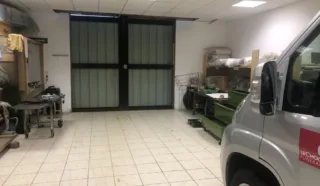  LOCAUX D'ACTIVITES  590 m² PLOUDANIEL