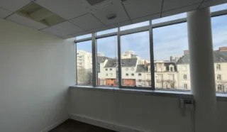  BUREAUX RENNES 228 m²