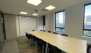  BUREAUX SAINT-JACQUES-DE-LA-LANDE 477 m²