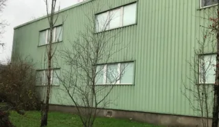  LOCAUX D'ACTIVTES 600 m² NANTES
