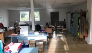  LOCAUX D'ACTIVTES 600 m² NANTES