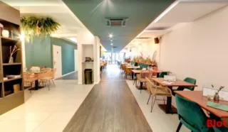  LOCAL COMMERCIAL 380 m² NANTES