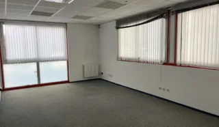  BUREAUX 165 m² QUIMPER