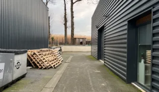  LOCAL ACTIVITÉS 200 m² LA MEZIERE