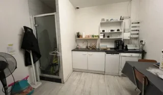  LOCAL ACTIVITÉS 200 m² LA MEZIERE