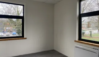  BUREAUX 150 m² QUEVERT
