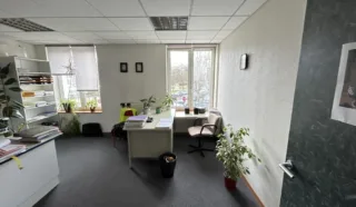  BUREAUX  360 m²  BREST