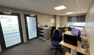  BUREAUX  203 m² BREST