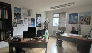  LOCAL MIXTE ACTIVITES BUREAUX, RENNES- 895 m²