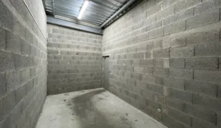  LOCAL D'ACTIVITES 205 m² PLOUIGNEAU