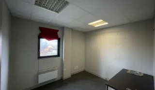  LOCAL D'ACTIVITES 205 m² PLOUIGNEAU