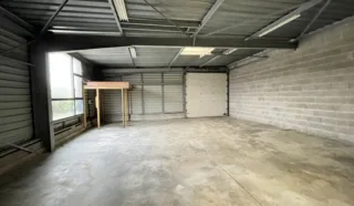  LOCAL D'ACTIVITES 205 m² PLOUIGNEAU