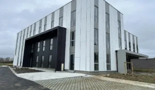  BUREAUX DE 169 m² VALLET