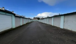  GARAGE 35 m² NANTES NORD