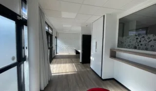  BUREAUX LORIENT 113 m²
