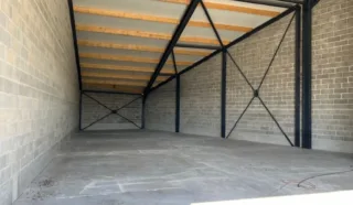  LOCAL D'CATIVITES 225 M² QUESSOY