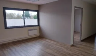  BUREAUX 80 m² PONTIVY